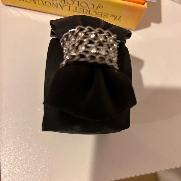 4 bracelets all unique - Picture 6 of 9